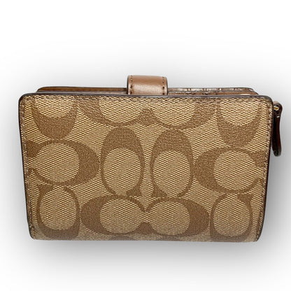 ３５ COACH コーチ 二つ折り財布 シグネチャー ブラウン