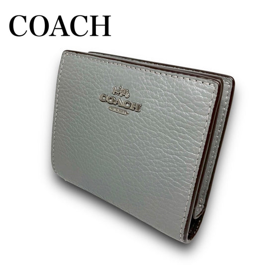３７ COACH コーチ 二つ折り財布
