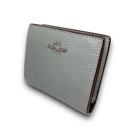 ３７ COACH コーチ 二つ折り財布