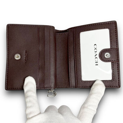 ３７ COACH コーチ 二つ折り財布