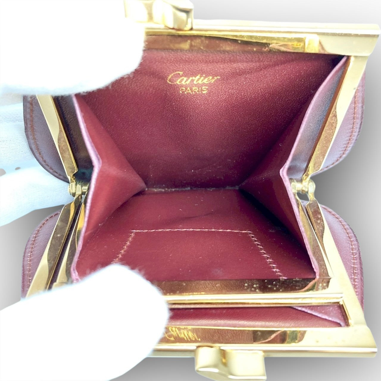 ３８ Cartier カルティエ コインケース がま口 ボルドー