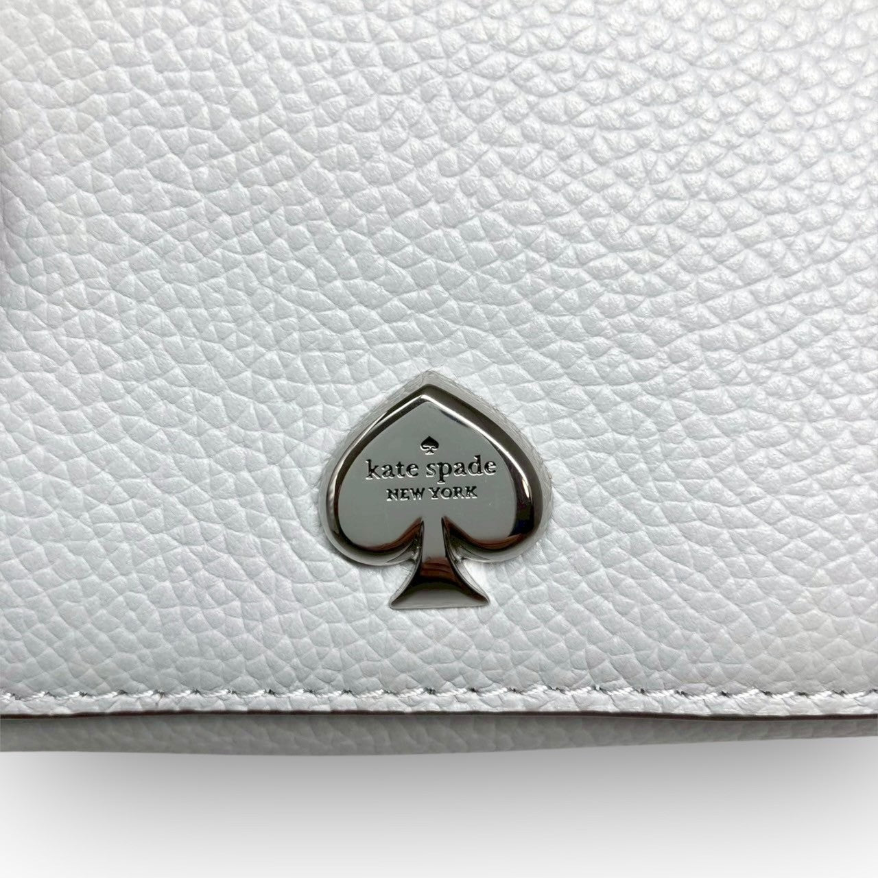 ３９ kate spade ケイトスペード 二つ折り財布