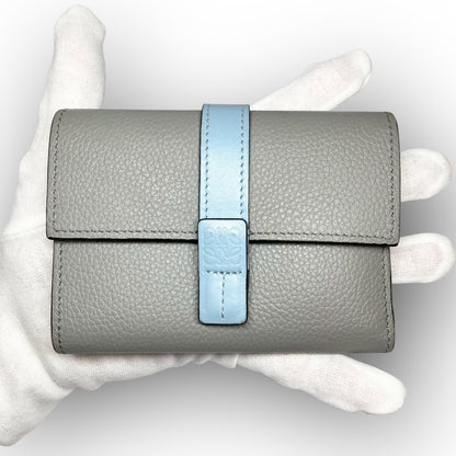 ４２ LOEWE ロエベ 三つ折り財布 レザー グレー