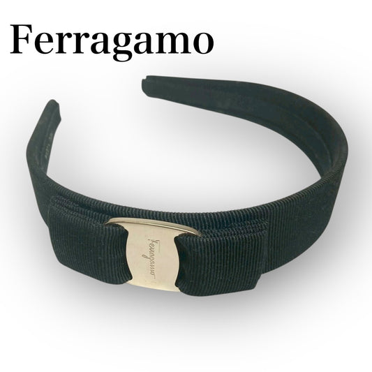 ５３ Salvatore Ferragamo サルヴァトーレフェラガモ カチューシャ ブラック