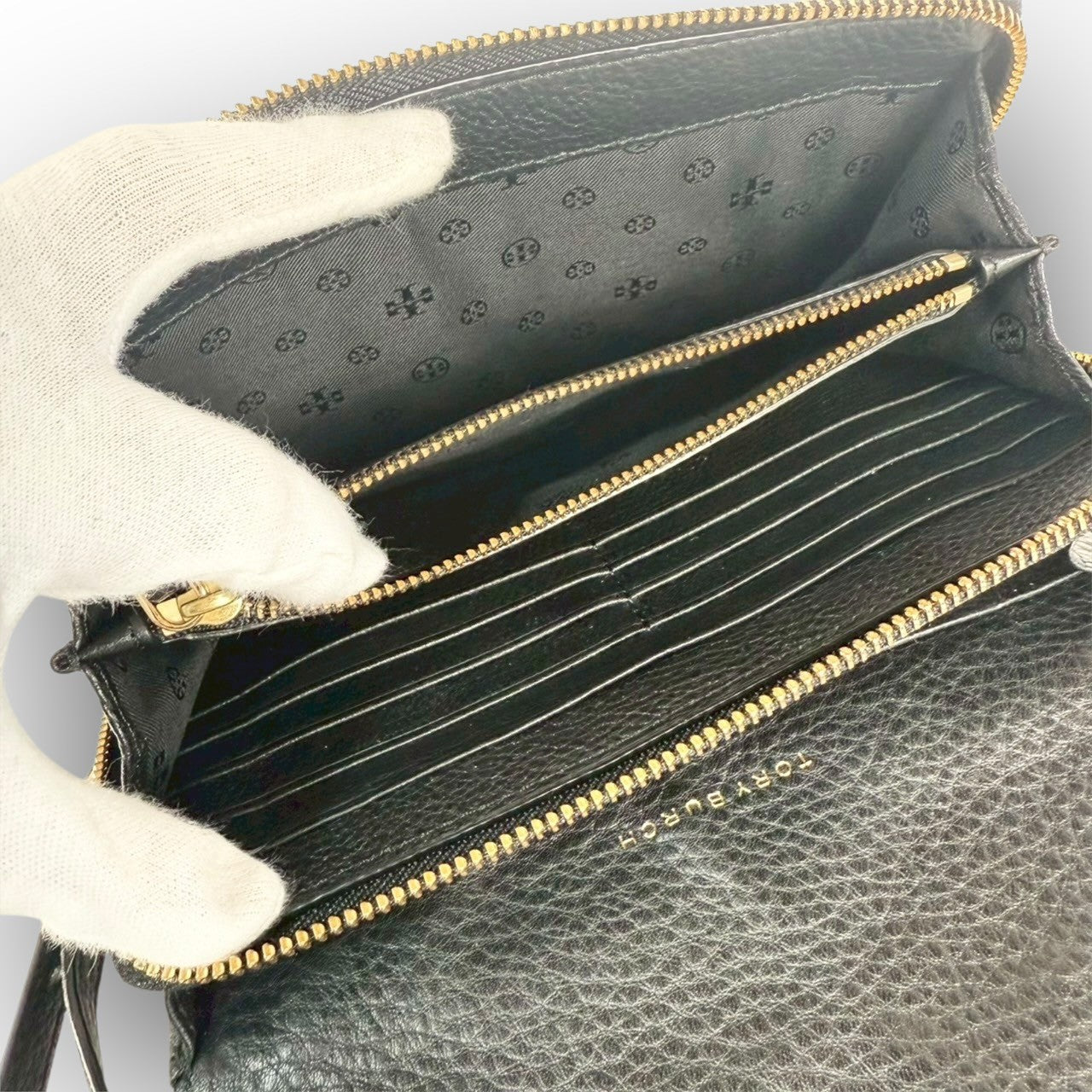 ５７ Tory Burch トリーバーチ ショルダーバッグ 2WAYバッグ 財布 ブラック
