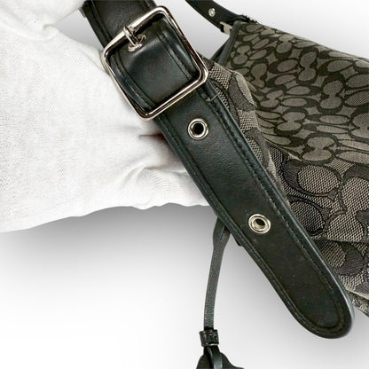 ５８ COACH コーチ ショルダーバッグ シグネチャー グレー×ブラック