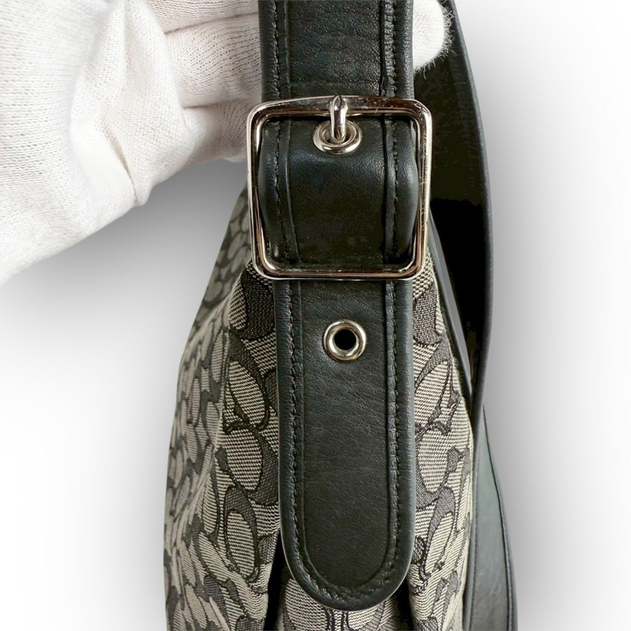 ５８ COACH コーチ ショルダーバッグ シグネチャー グレー×ブラック