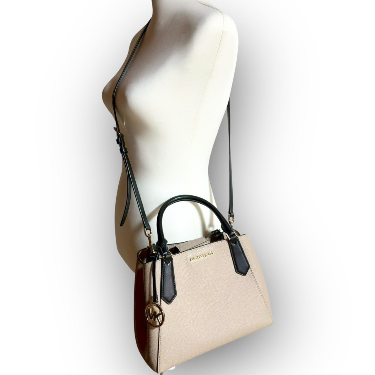 ５９ MICHAEL KORS マイケルコース 2Way ハンドバッグ ショルダーバッグ  ベージュ×ブラック