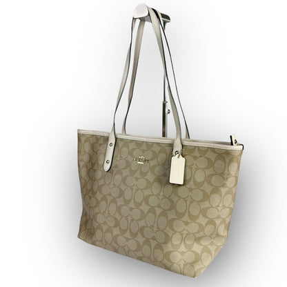 ６５ COACH コーチ トートバッグ シグネチャー ベージュ×ホワイト