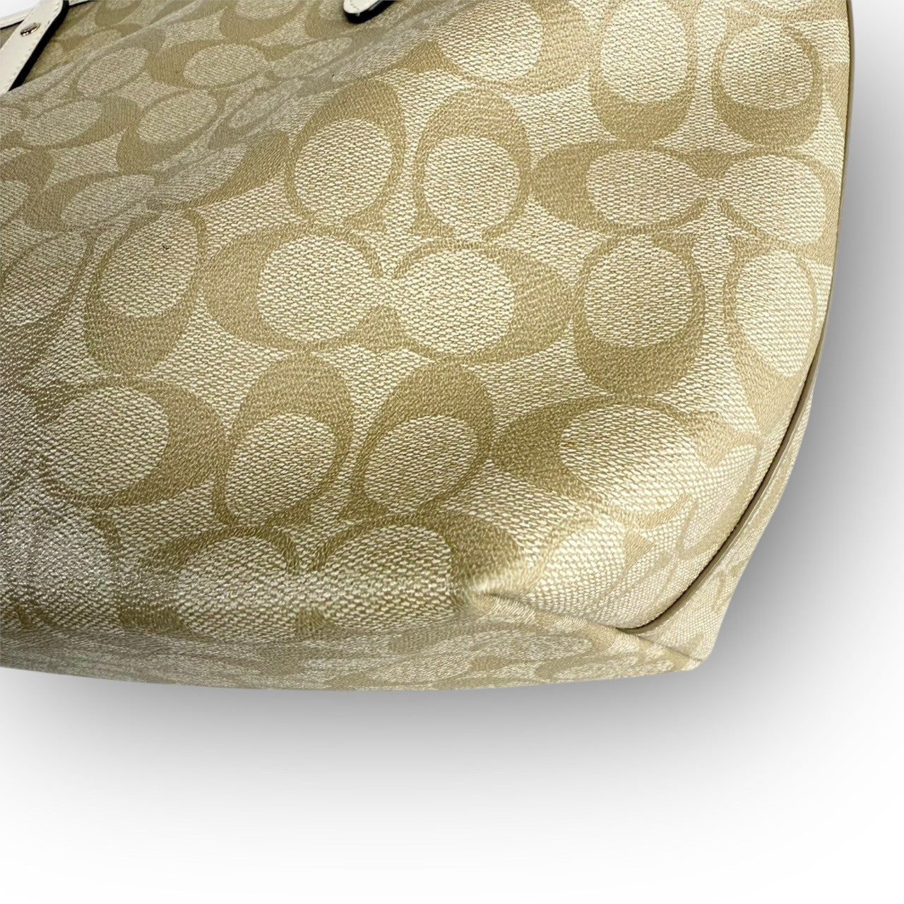 ６５ COACH コーチ トートバッグ シグネチャー ベージュ×ホワイト