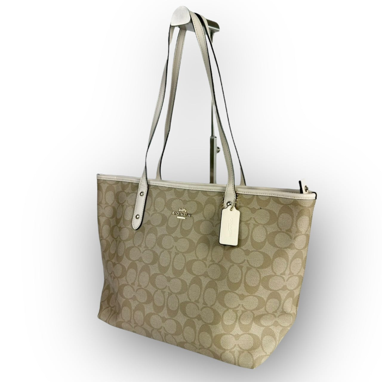 ６５ COACH コーチ トートバッグ シグネチャー ベージュ×ホワイト