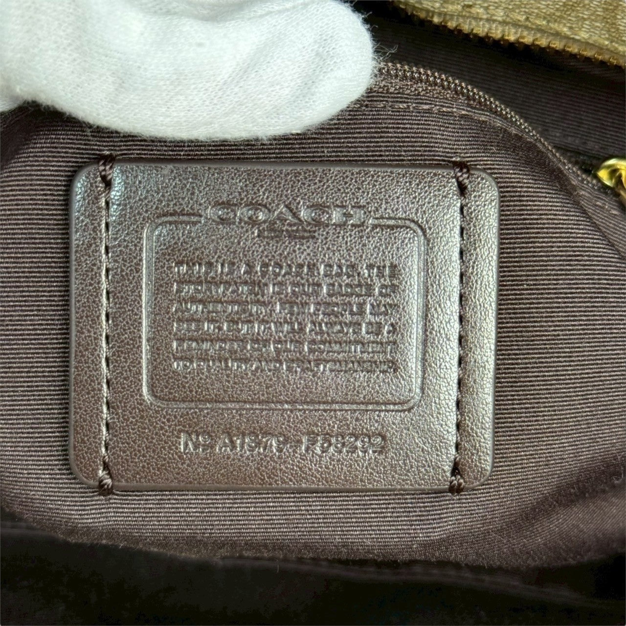 ６５ COACH コーチ トートバッグ シグネチャー ベージュ×ホワイト