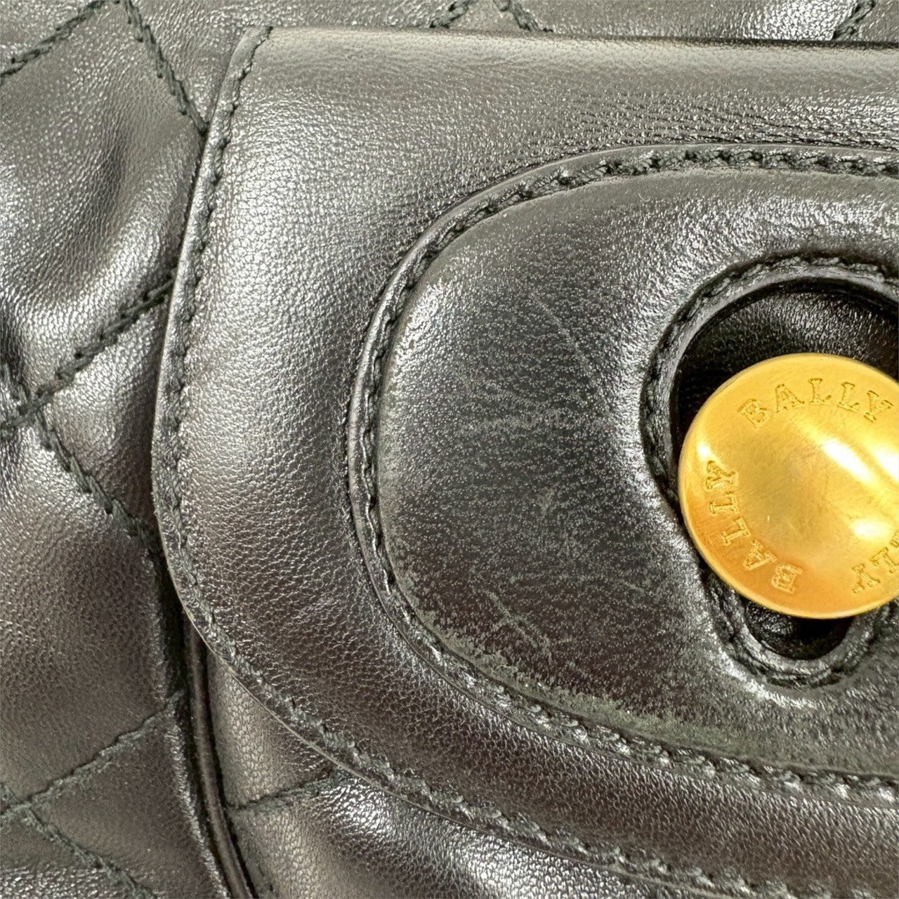 ８４ BALLY バリー キルティング レザー ハンドバッグ ブラック 黒