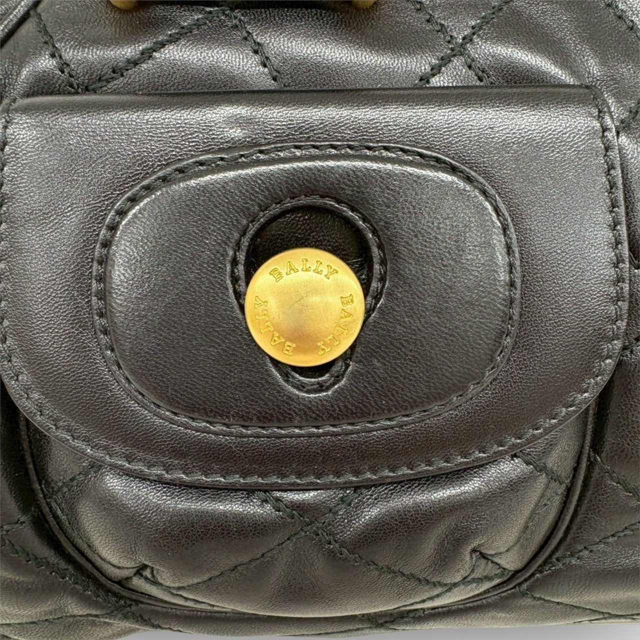 ８４ BALLY バリー キルティング レザー ハンドバッグ ブラック 黒