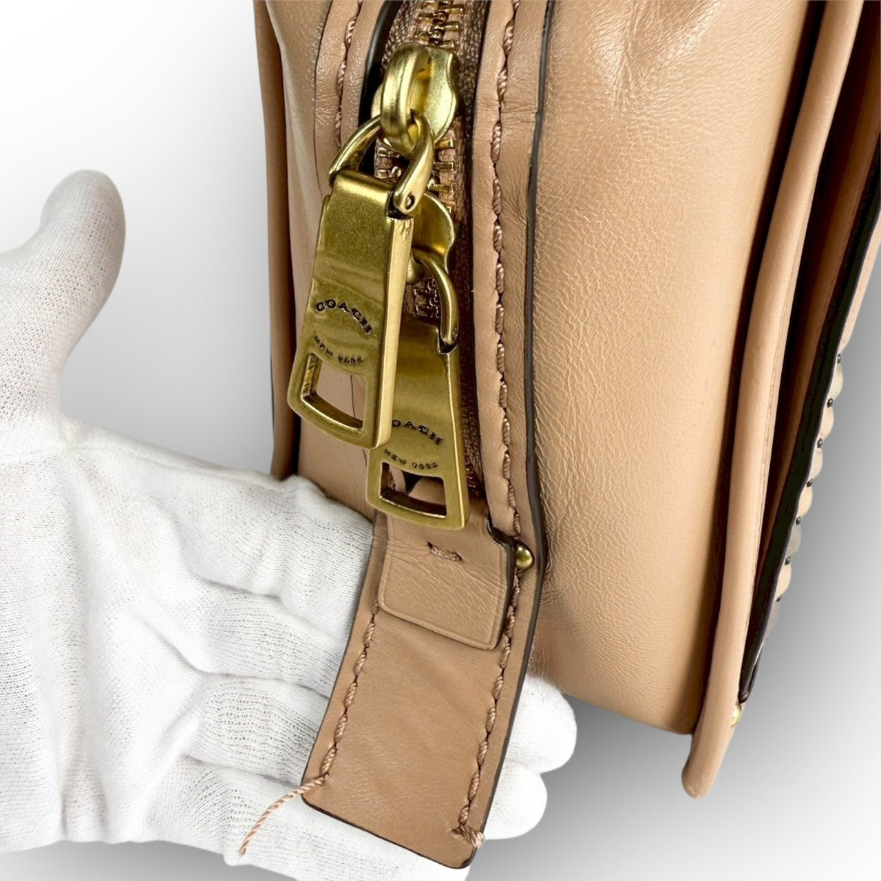 ８５ COACH コーチ ハンドバッグ サーモンピンク  K1880 68814