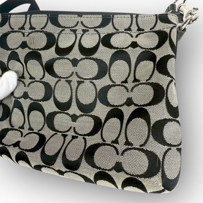 ８７ COACH コーチ ショルダーバッグ シグネチャー ブラック×グレー ミニバッグ
