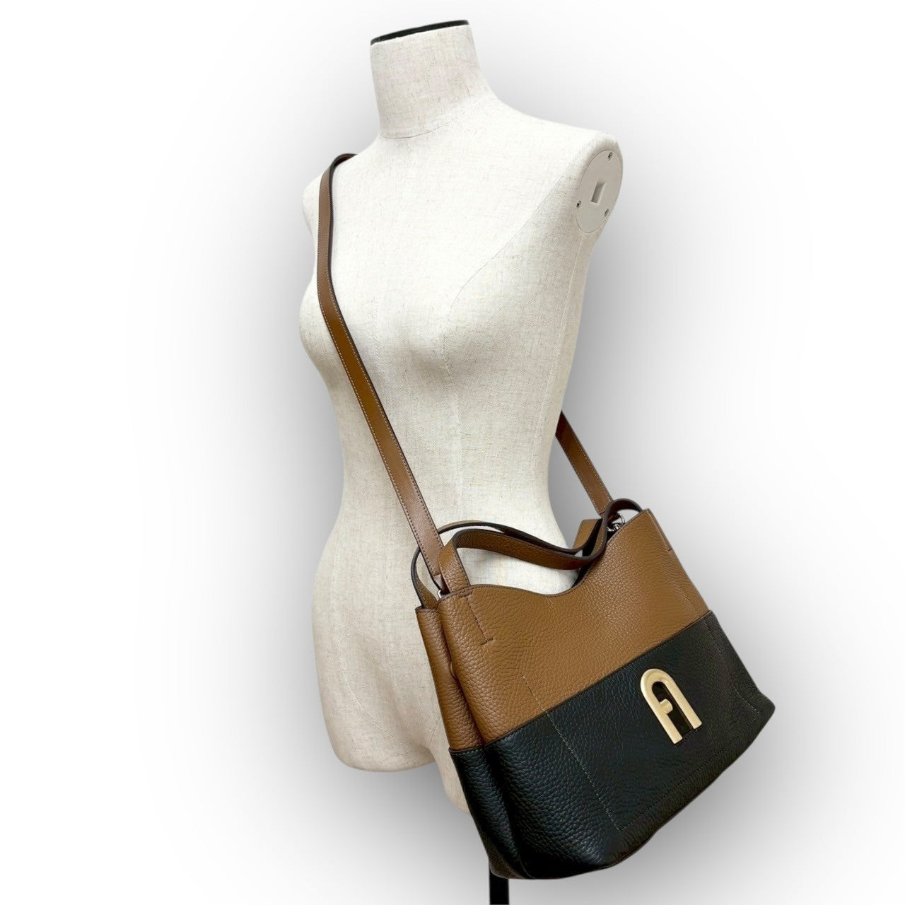 ９２ FURLA フルラ バイカラー レザー 2way ショルダーバッグ ブラウン×ブラック