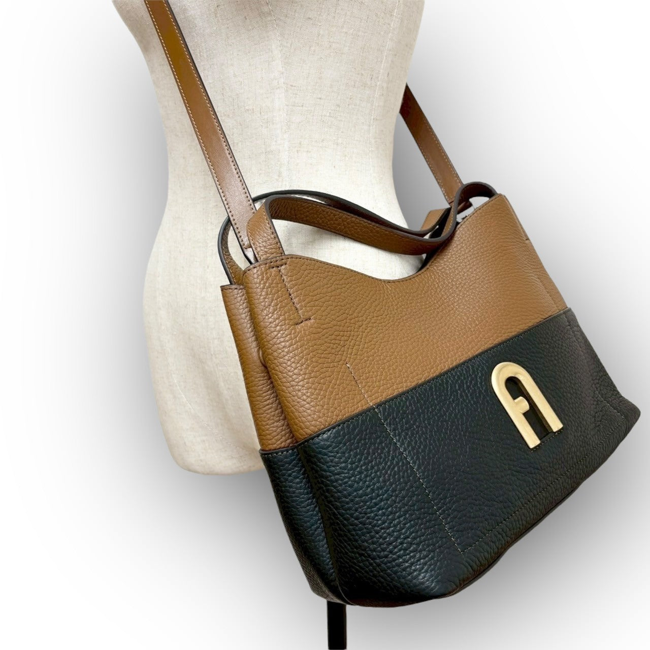 ９２ FURLA フルラ バイカラー レザー 2way ショルダーバッグ ブラウン×ブラック