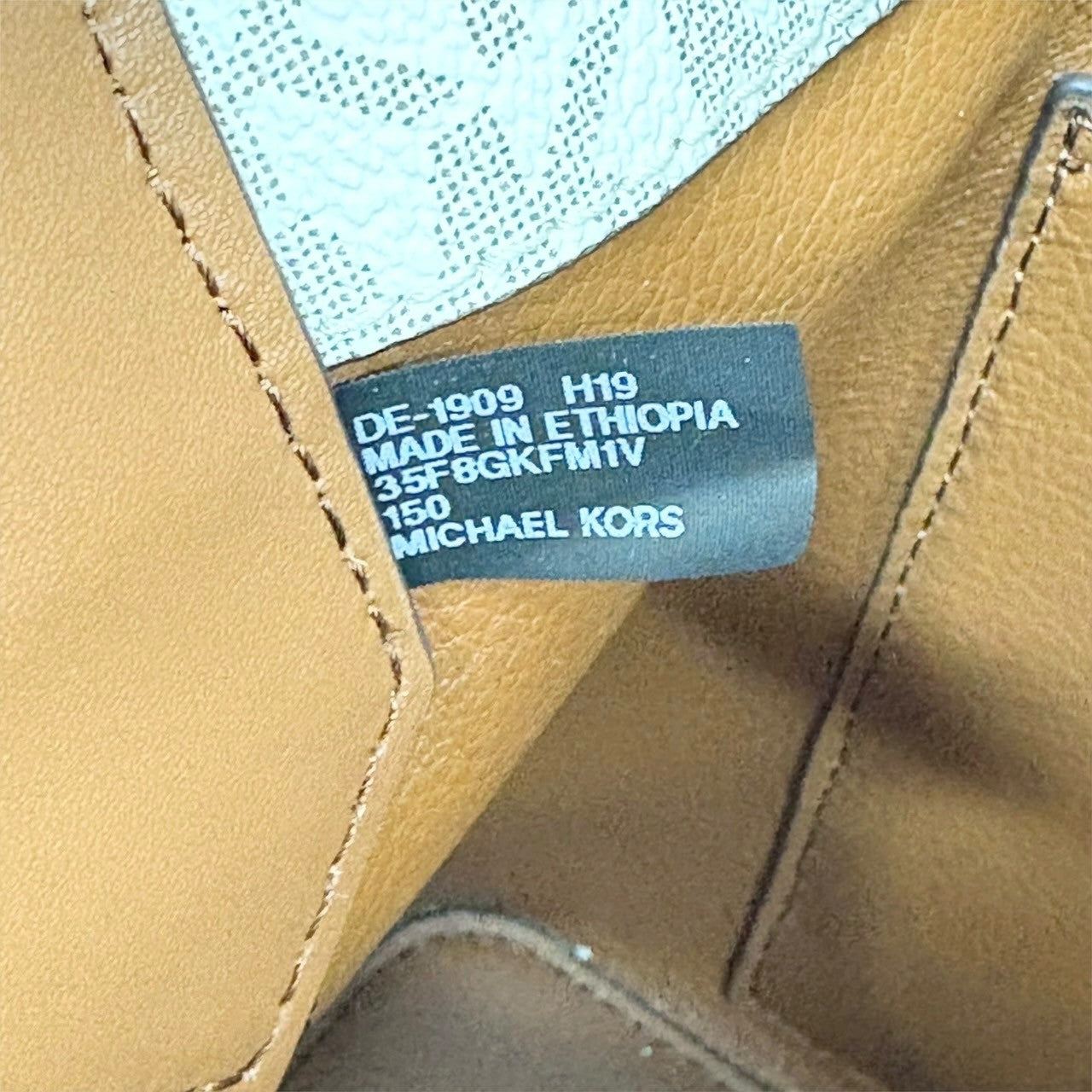 １０２ MICHAEL KORS マイケルコース ショルダー バッグ ホワイト×ブラウン