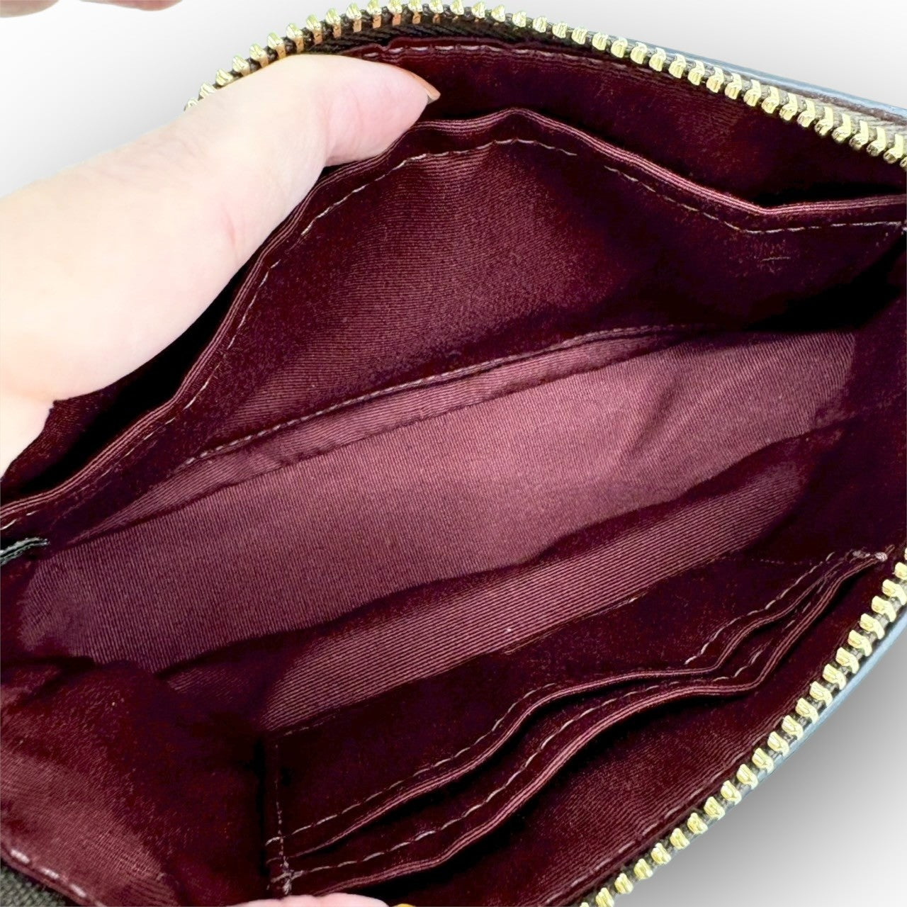 １０４ COACH コーチ ミニバッグ シグネチャー オールレザー ブラウン×レッド
