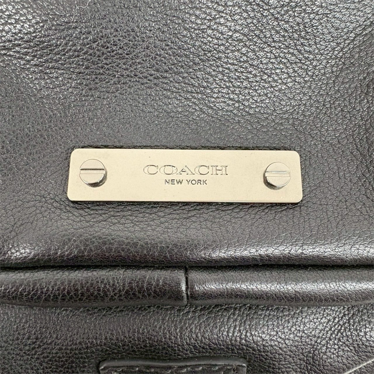 １０８ COACH コーチ メンズ メッセンジャー バッグ ブラック