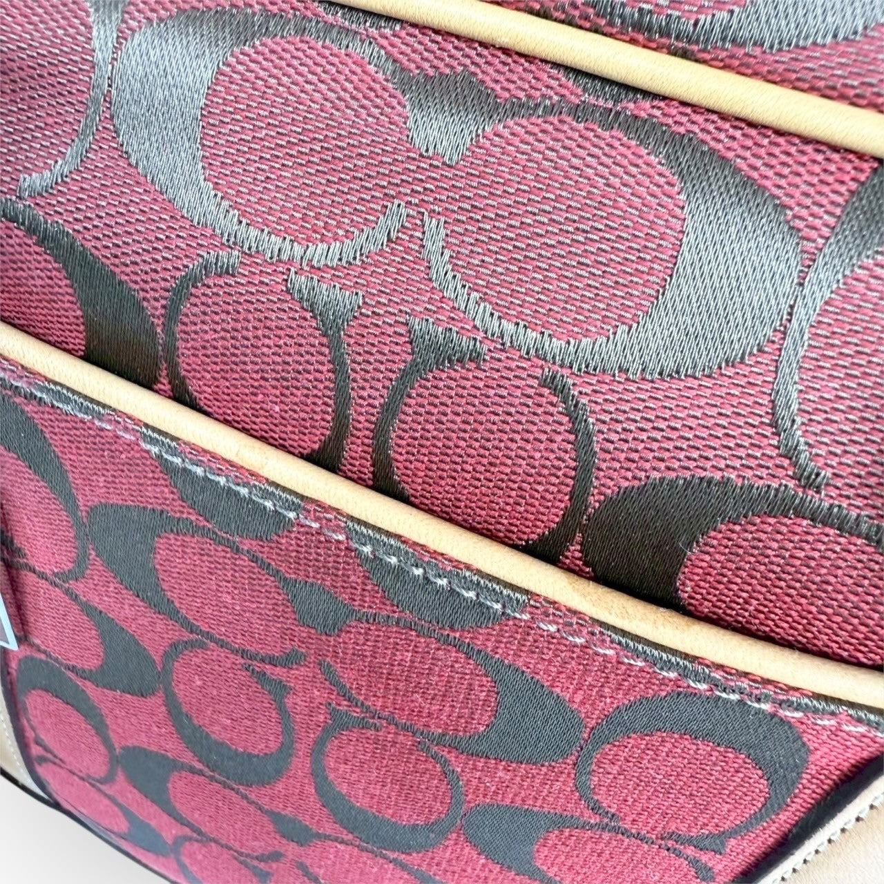 １１３ COACH コーチ ハンドバッグ シグネチャー レッド×ブラウン×ベージュ E1R 6097