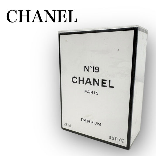9 CHANEL No.19 PARFUM 28ml