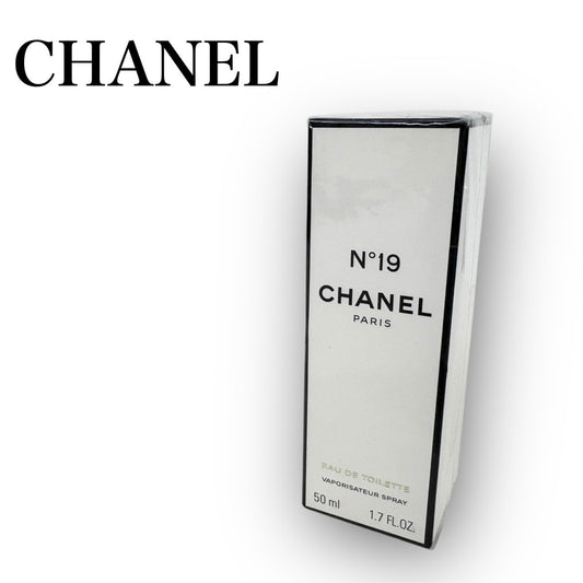 12 CHANEL No.19 EAU DE TOILETTE 50ml