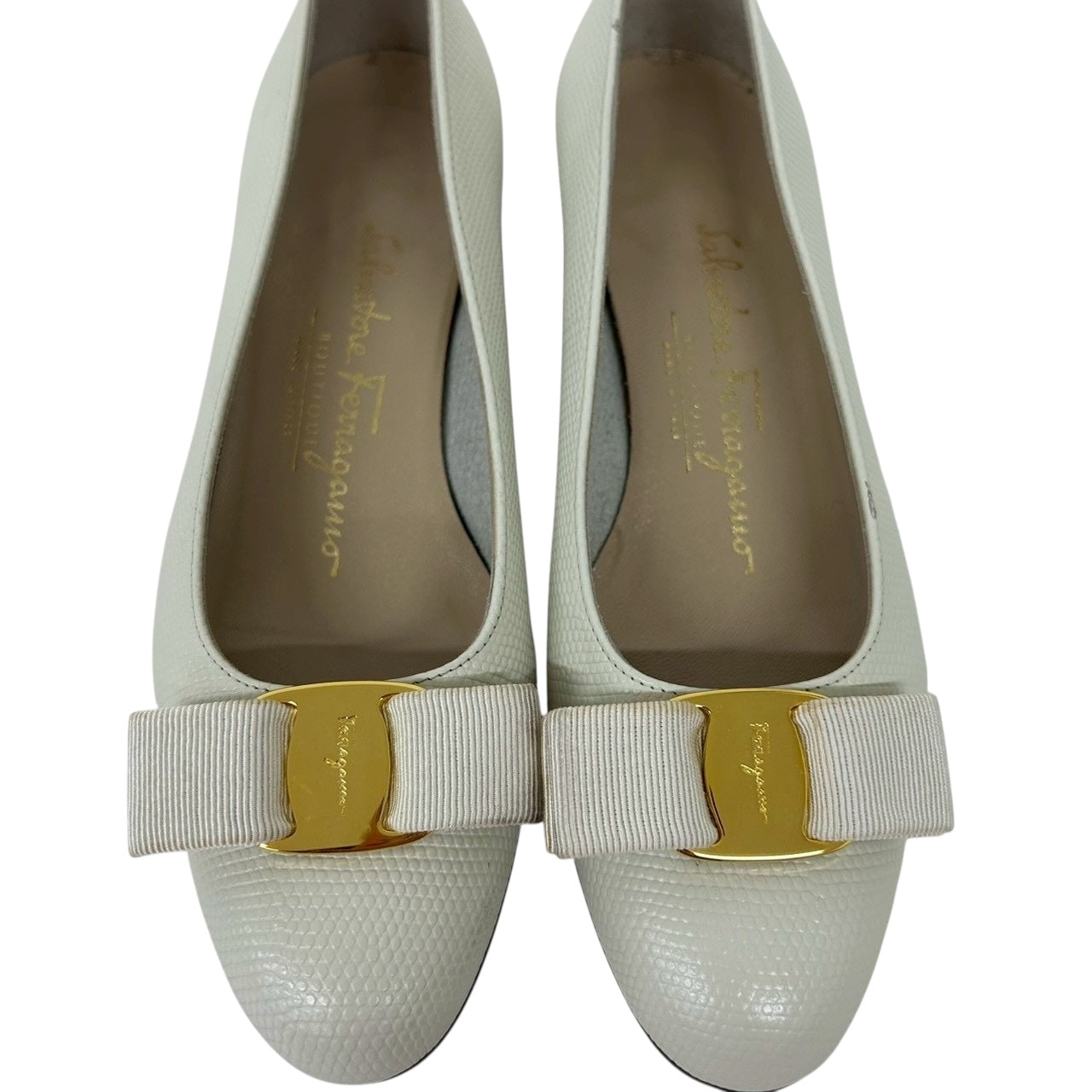 【RC2511-86】SalvatoreFerragamo パンプス 　ホワイト　4 1/2