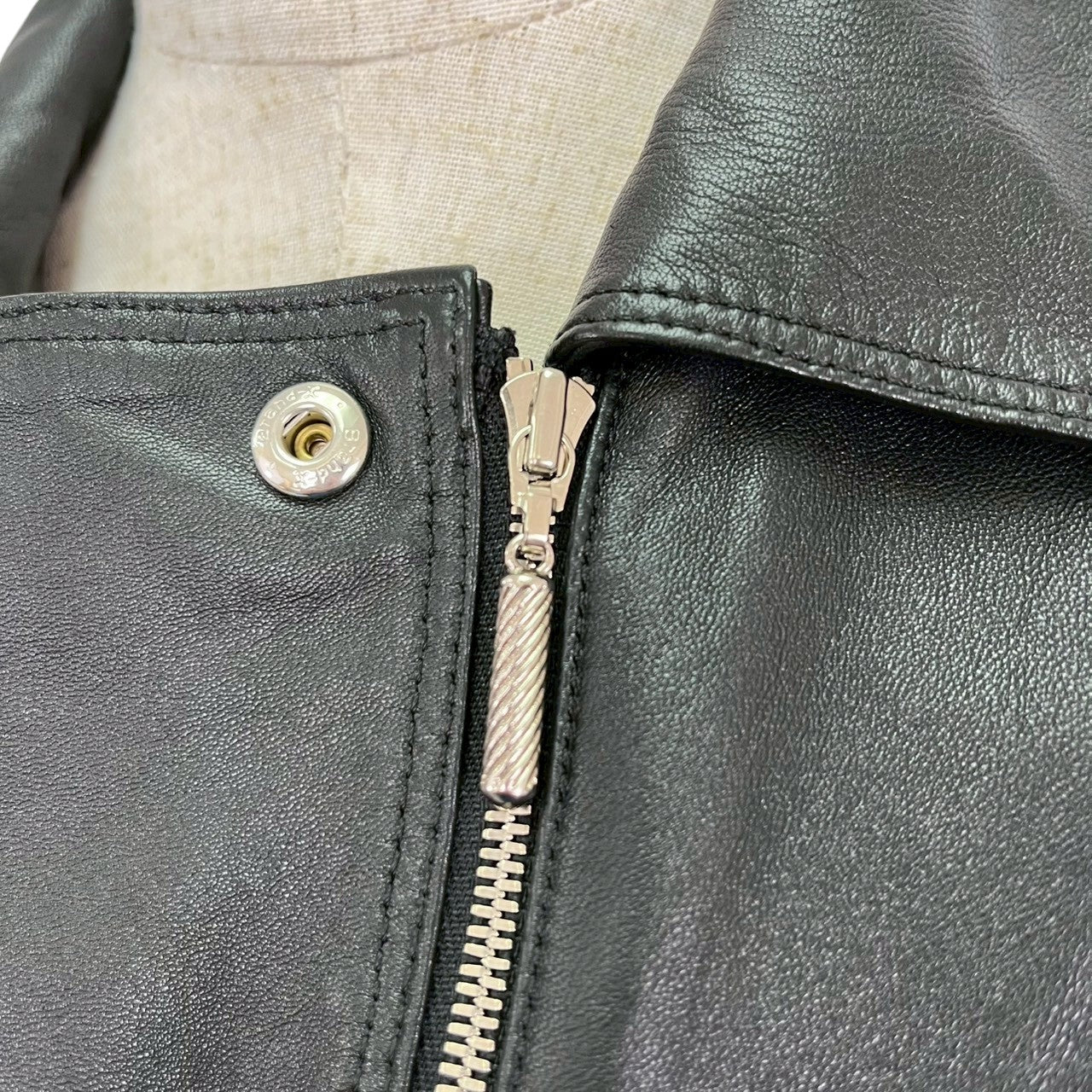 RC2601-409 MORABITO レザージャケット ブラック レディース