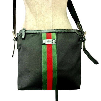 RC2601-701 GUCCI シェリーライン ショルダーバッグ ブラック