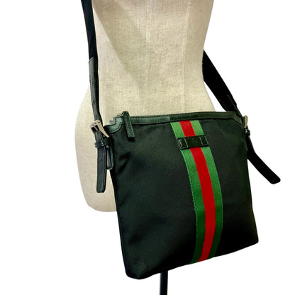 RC2601-701 GUCCI シェリーライン ショルダーバッグ ブラック