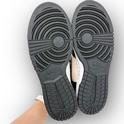 【SRC-107】NIKE スニーカー/DO9455-200/26/付属品:箱/紐