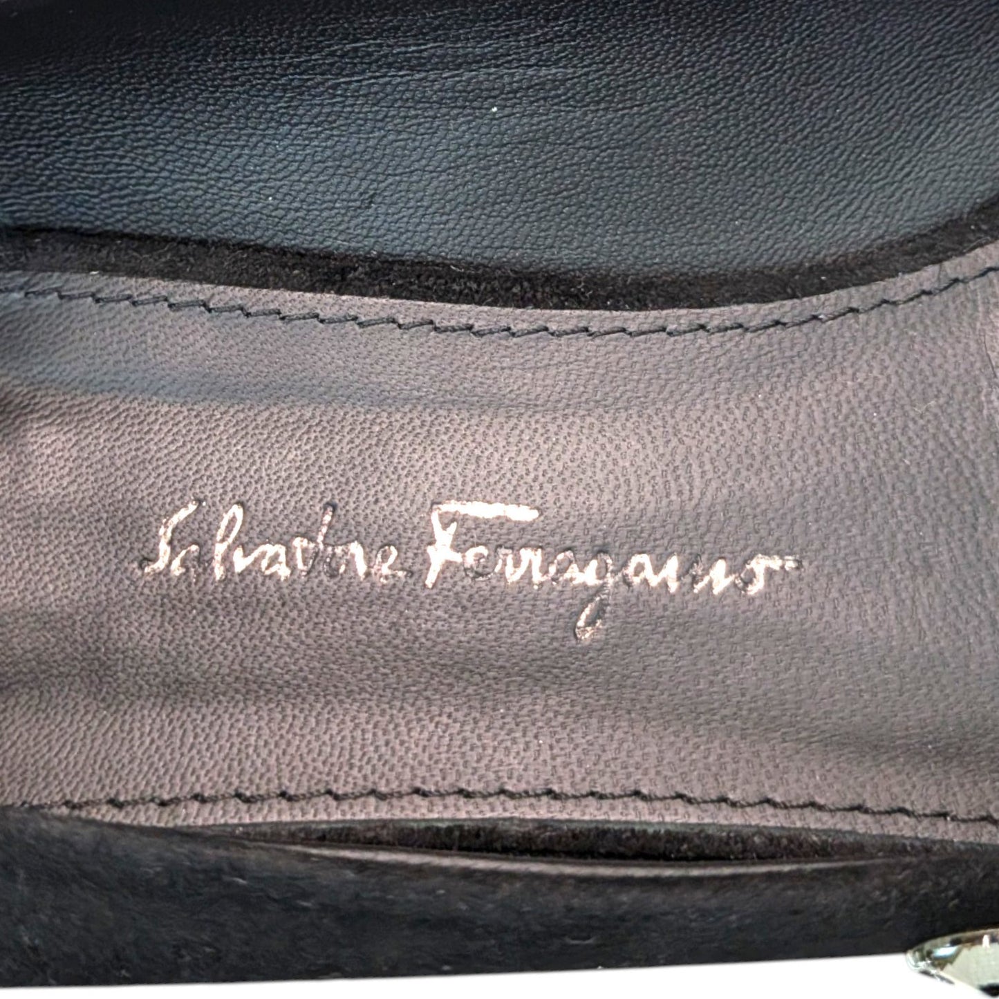 SalvatoreFerragamo　サルバトーレフェラガモ　パンプス　ブラック　7D